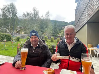 2022 - Frühschoppen Bild 1